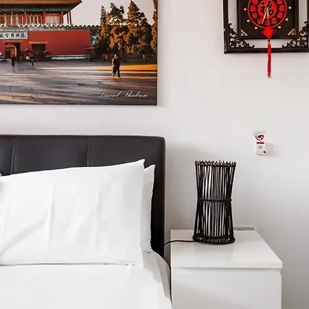 Holiday home Inspiring Near The Centre Of Leeds *